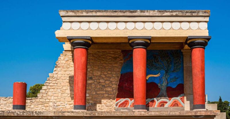 Crete: Knossos Palace and Lassithi Plateau Day Tour - Authentic Cretan Lunch at a Local Tavern