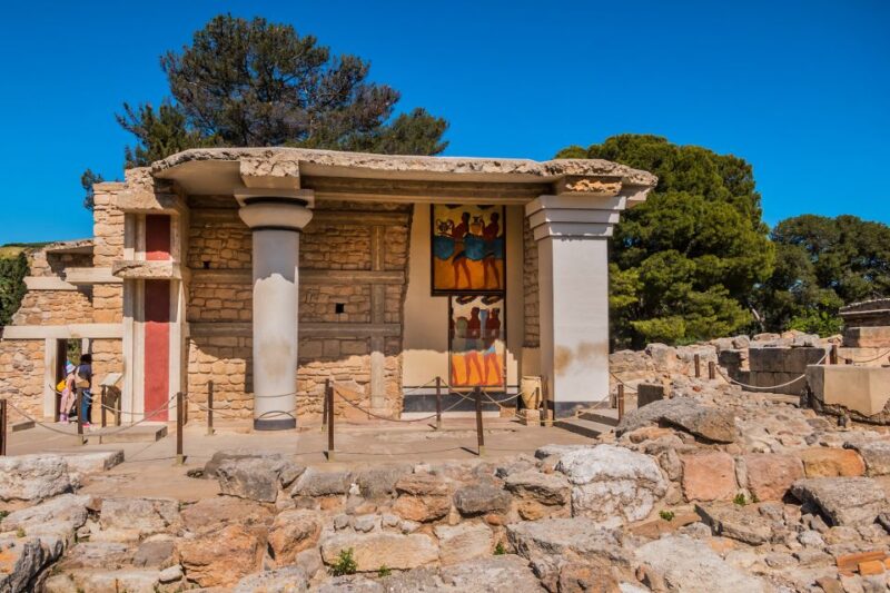 Crete: Knossos Palace Entry Ticket with Optional Audio Guide - Key Points