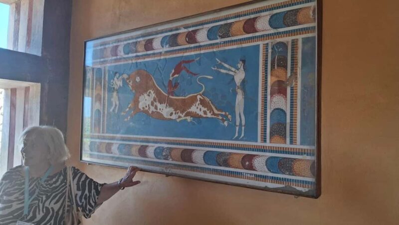 Crete: Knossos Palace, Winery & Olive Oil Tour with Lunch - Authentic Cretan Lunch at a Village Taverna