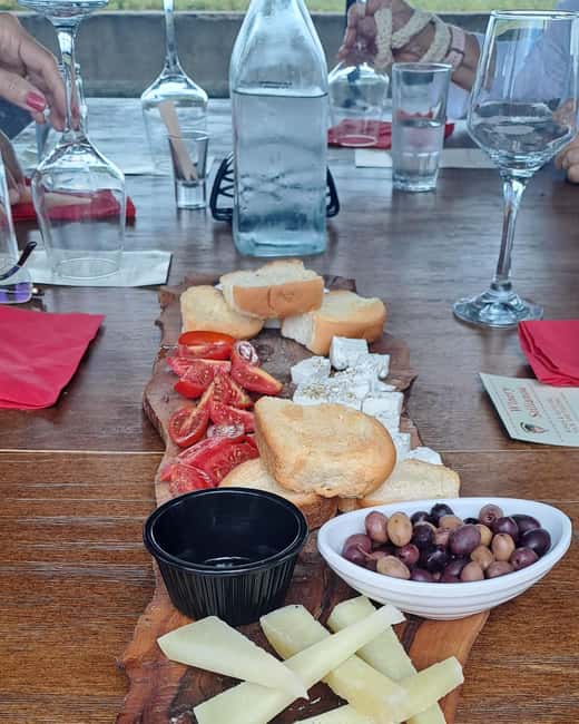Crete: Knossos Palace, Winery & Olive Oil Tour with Lunch - Practical Tips and Considerations