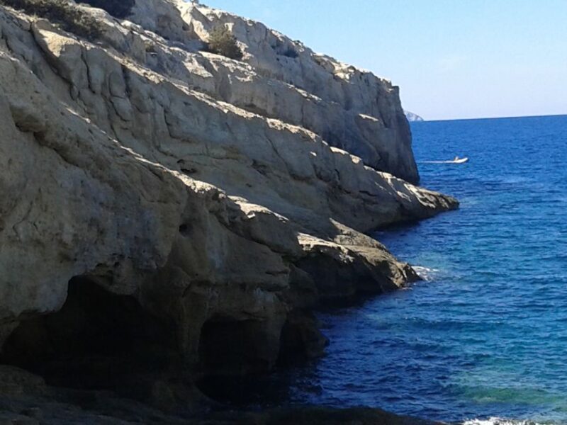 Crete: Matala Beach and Hippie caves, Red beach - Recognizing the Tour’s Strengths and Limitations
