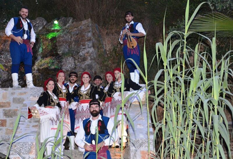 Crete: Traditional Dance Show and Buffet Dinner with Wine - Practical Tips for the Night