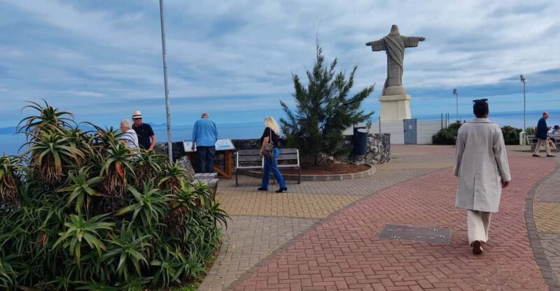 Cristo Rei Guided TukTuk Tour (From Funchal) - Key Points