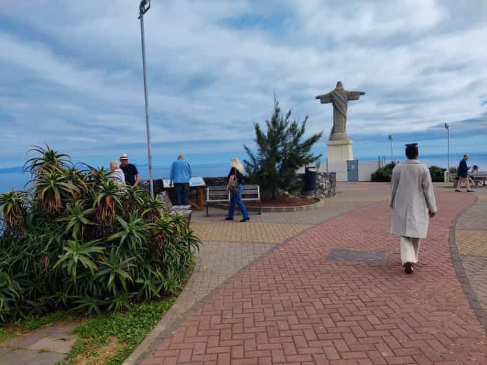 Cristo Rei Guided TukTuk Tour (From Funchal) - Scenic Drive Along São Gonçalo Road