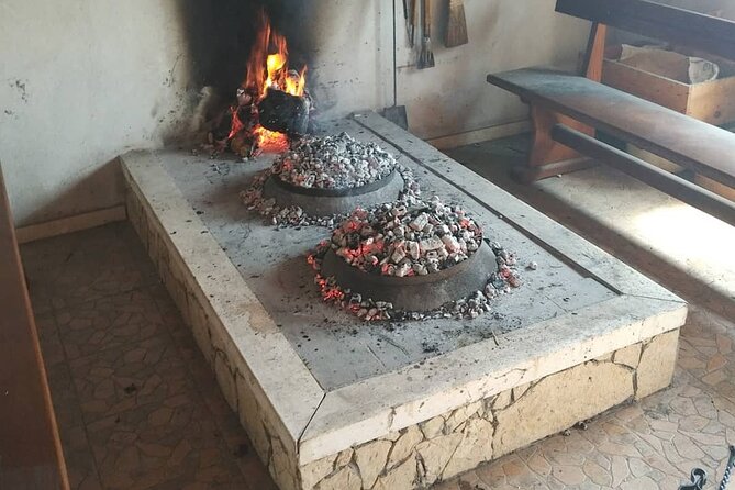 Croatian Traditional Cuisine: Peka Cooking Lesson - The Role of the Guide and the Personal Touch