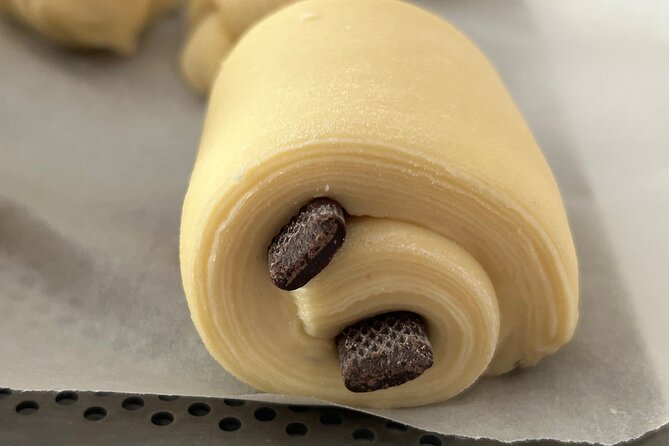 Croissants and pains au chocolat with a pastry chef in Paris - The Perfect Setting in a Parisian Haussmannian Apartment