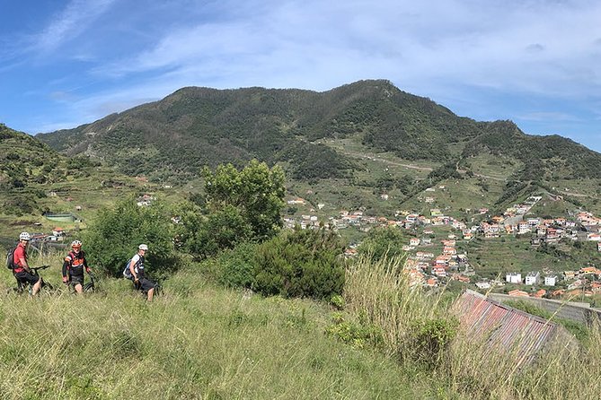 Cross Country - Moutain Bike Tour - Exciting Mountain Biking in Madeira for Enthusiasts and Adventurers