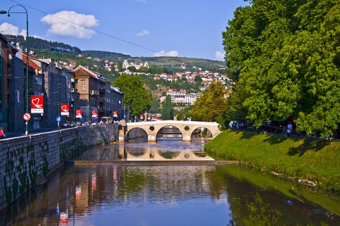 Crossroads of Cultures - Sarajevo Walking Tour - Iconic Historic Landmarks and Neighborhoods