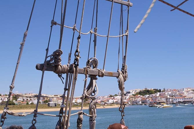 Cruise 2, Benagil - Morning - Caves 11:30H - 14:00H - Who Should Book This Tour