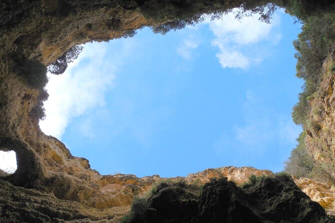 Cruise 3, Benagil - Afternoon - Caves 14:30H - 17:00H - Who Will Enjoy This Tour Most?
