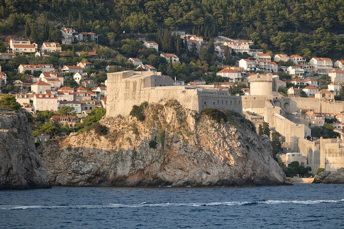 Cruise and Walking Tour Game of Thrones Dubrovnik with Karaka - Physical Requirements and Family Friendliness