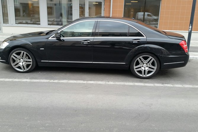 Cruise port VIP Transfer : Cruise port to Arlanda Airport 1-3 passenger - Why This Transfer Stands Out in Stockholm