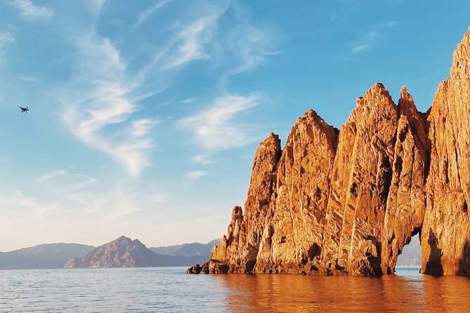 Cruise Sunset Aperitif Scandola/Gulf Porto/Piana Boat 12p - Key Points