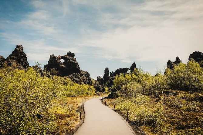 Cruise Tour Godafoss and Myvatn Lake and Dettifoss Small Group - Dettifoss: Europe’s Most Powerful Waterfall