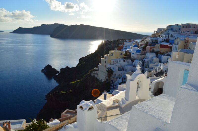 Cruise Traveller's Shore Excursion - Sightseeing, Shopping, and Lunch at Oia’s Northern Tip