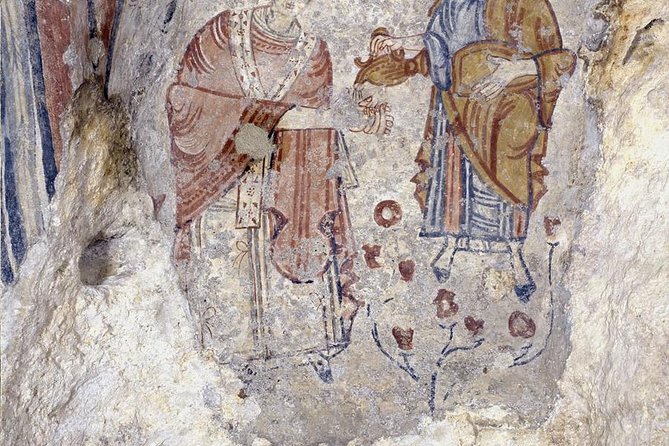 Crypt of Original Sin tour with transfer - The Scenic Location of the Crypt in Gravina di Picciano