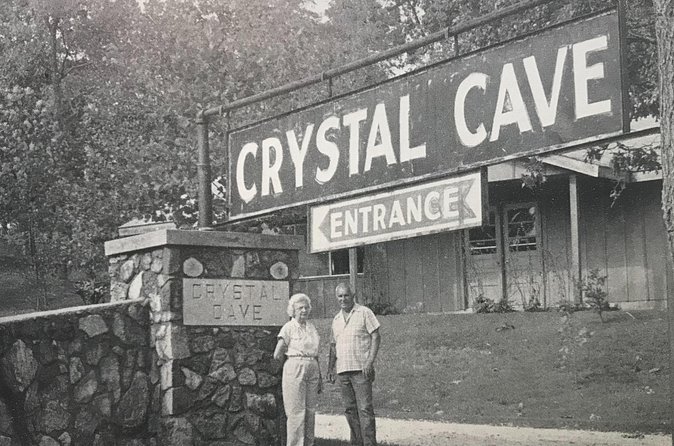 Crystal Cave Adventure Tour and Dino Trail Family Rate - Logistics, Group Size, and Accessibility
