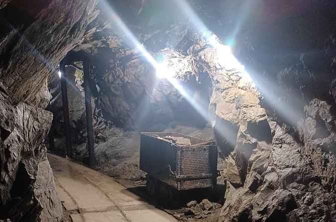 Crystal Gold Mine Tour Family Rate - Why Choose the Crystal Gold Mine Tour Family Rate?