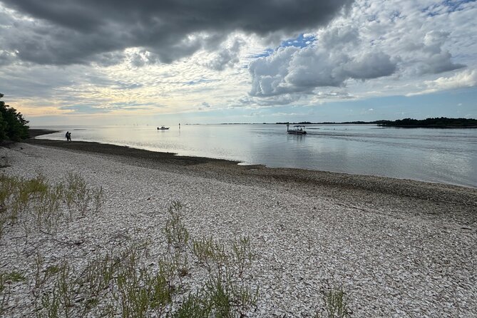 Crystal River Shell Island Adventure - Comfort and Refreshments During the Tour