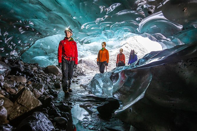 Crystal Treasures of Vatnajökull: Ice Cave Adventure - Navigating the Scenic Vatnajökull Glacier