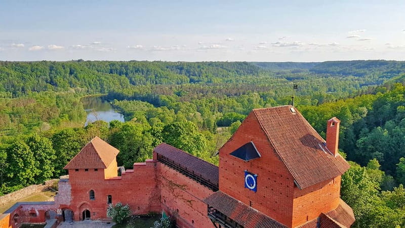 Csis, Lgatne & Sigulda Tour: Must-see Highlights - Turaida Castle and Sigulda Town