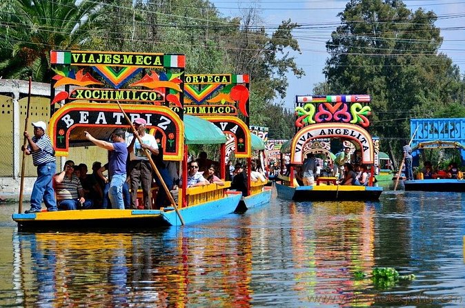 CU-Coyoacán and Xochimilco; Enjoy the Southern Colors of the CDMX - Pacing and Group Size