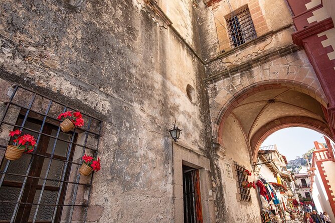 Cuernavaca and Taxco Tour from Mexico City - Visiting Silver Workshops and Shopping Opportunities