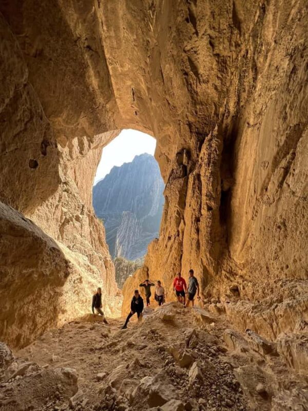 Cueva de la Virgen: Adventure and Nature in the Mountains - Discovering the Cueva de la Virgen in La Huasteca Park