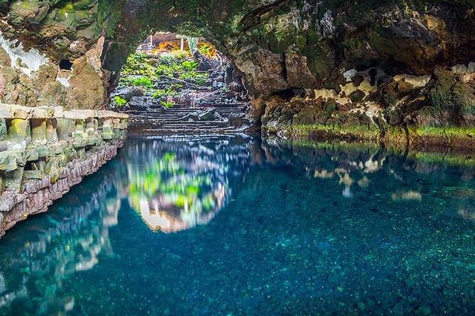 Cueva Verdes & Jameos Agua - Northern Treasures Lanzarote - César Manrique Foundation: Art and Architecture