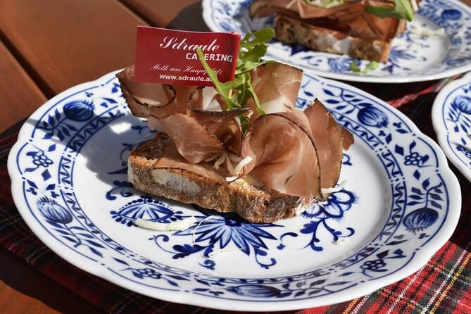 Culinary tour in Melk - Homemade Ice Cream at a Classic Austrian Café