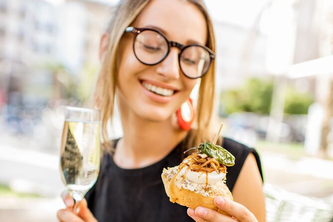 Culinary tour "Tapas & Wines" in Madrid - Logistics: Meeting Point and Schedule