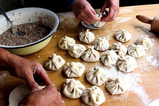 Culinary & Wine tour in Kakheti region - Visiting the 800-Year-Old Tree in Telavi