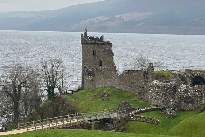 Culloden Battlefield, Clava Cairns and Loch Ness, Urquhart Castle - Exploring Urquhart Castle and Loch Ness: Iconic Scottish Landmarks