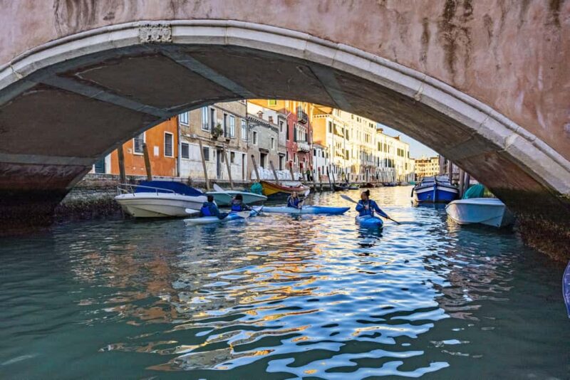 Cultural Kayak Tour: Discovering the Citys Canals - Discover Venice from a New Perspective with the Cultural Kayak Tour