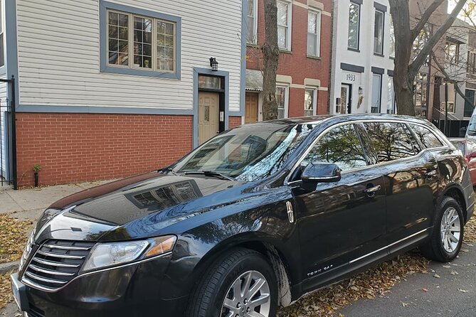 Curbside Sedan Transportation from O'Hare or Midway Airport to Downtown Chicago - Suitability for Different Types of Travelers