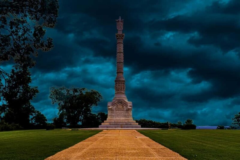 Curse of Cornwallis: Bayonets & Banshees Yorktown Ghost Tour - Discover the Haunted Streets of Yorktown with the Curse of Cornwallis Tour