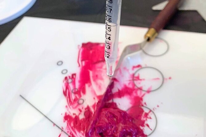 Custom Lipstick or Lip Gloss Creation Experience - Physical and Accessibility Considerations