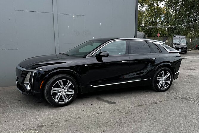 Custom Private Sightseeing Tour Sea to Sky and Whistler - Tantalus Glacier Lookout and Mountain Views