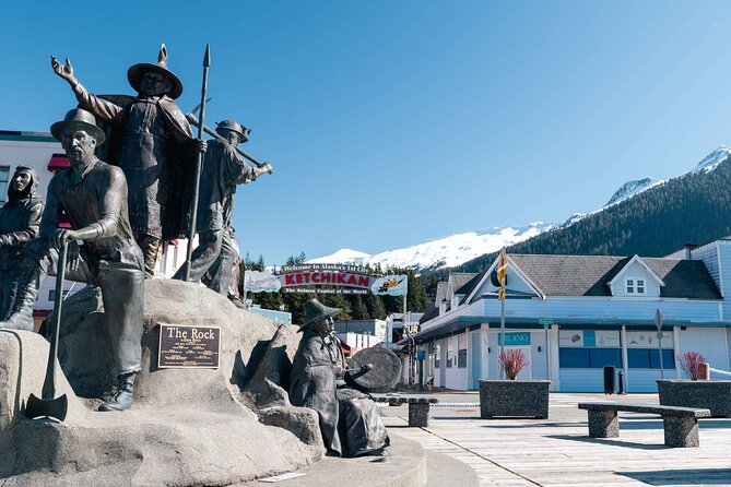 Customized Private Tour in Transit Van - Flexibility and Personal Attention in a Private Setting