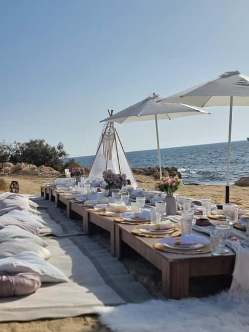 Cyprus: Private Luxury Picnic Experience - Gourmet Food and Refreshing Drinks Included
