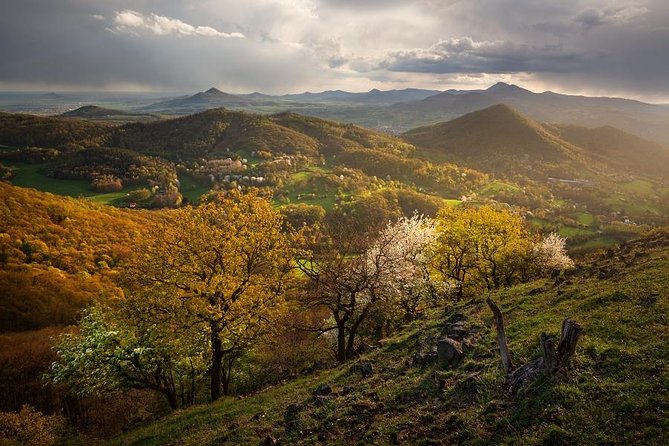 Czech Countryside Villages Tour from Prague with Animal Farm - Explore the Czech Countryside with a 4x4 Adventure from Prague