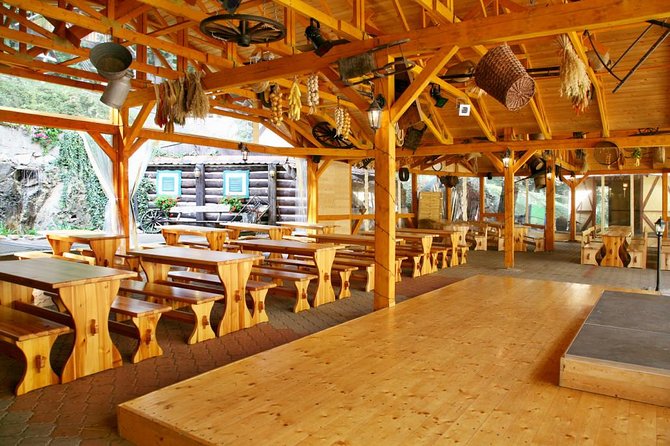 Czech Folklore Show with dinner and transfer - Authentic Czech Cuisine Paired with Local Drinks