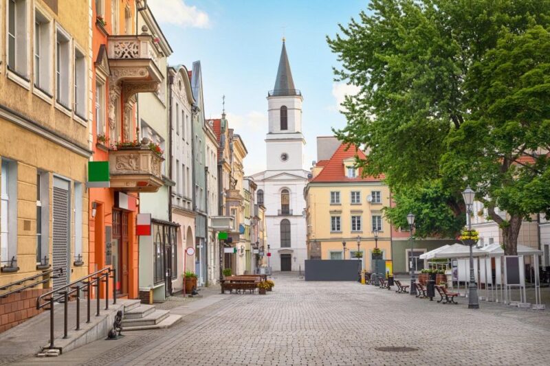 Czestochowa Old Town Highlights Private Walking Tour - Visiting Jasna Gora Monastery in the 4-Hour Tour