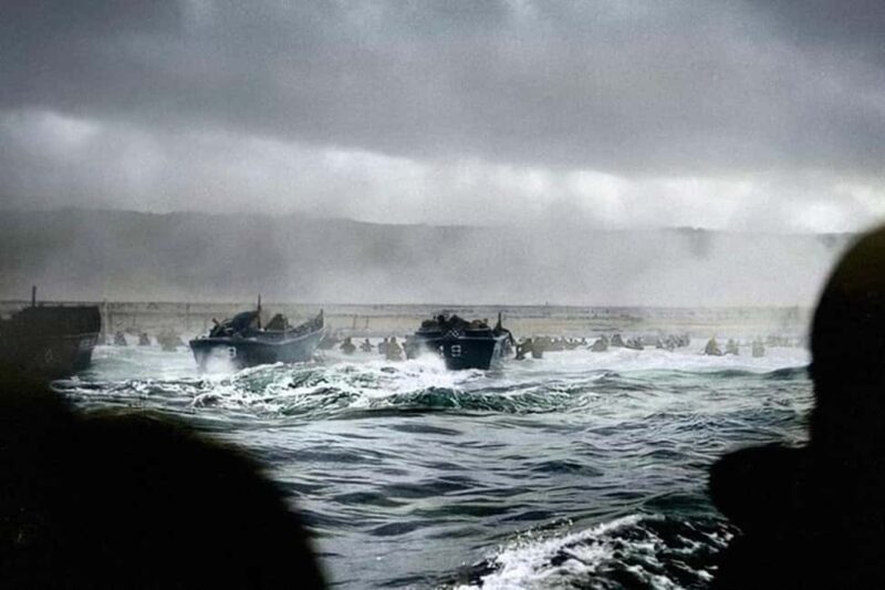 D-Day Discovery Tour - Visit to the Normandy Landing Beaches - The Normandy American Cemetery on Omaha Beach