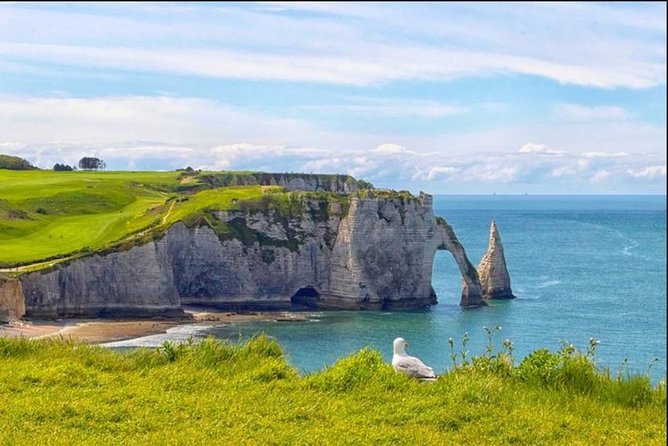 D-Day & Mont St Michel 2 Days Tour - Comfortable Transportation and Expert Guidance