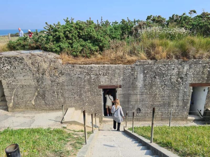 D-day: Omaha Beach tour with transportation from Bayeux - Standing on Omaha Beach: The Iconic Landing Site
