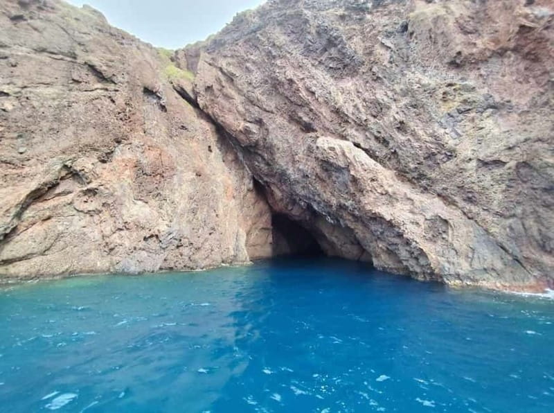 Da Lipari: Tour in Barca Salina e Lipari (7h) PICCOLO GRUPPO - Frequently Asked Questions