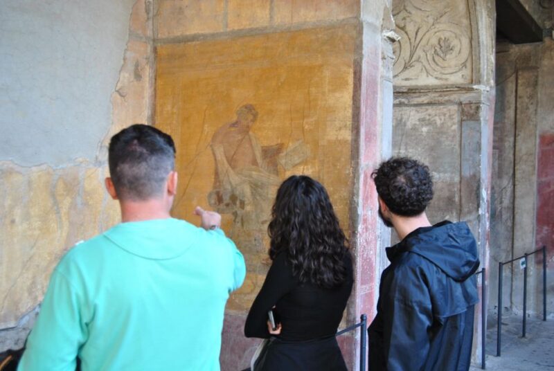 Da Pompei: Amazing Tour to Pompeii ruins - The Experience Continues Beyond the Guided Tour