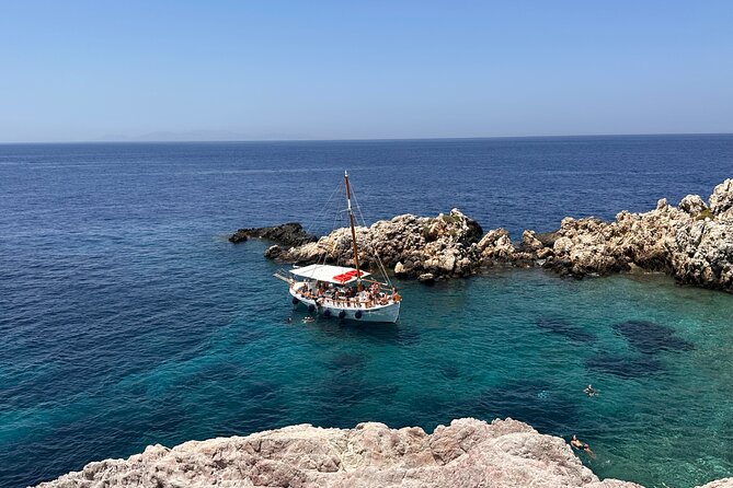 Daily Boat Trip Antiparos & Despotico - Visiting Despotiko Island and the Apollo Sanctuary