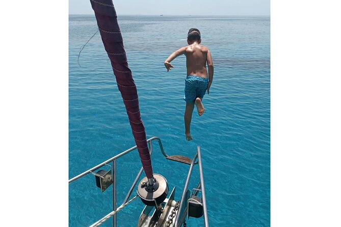 Daily Sailing Tour from Skopelos in Alonissos By Kardous,Thasos - Food, Drinks, and Onboard Delights